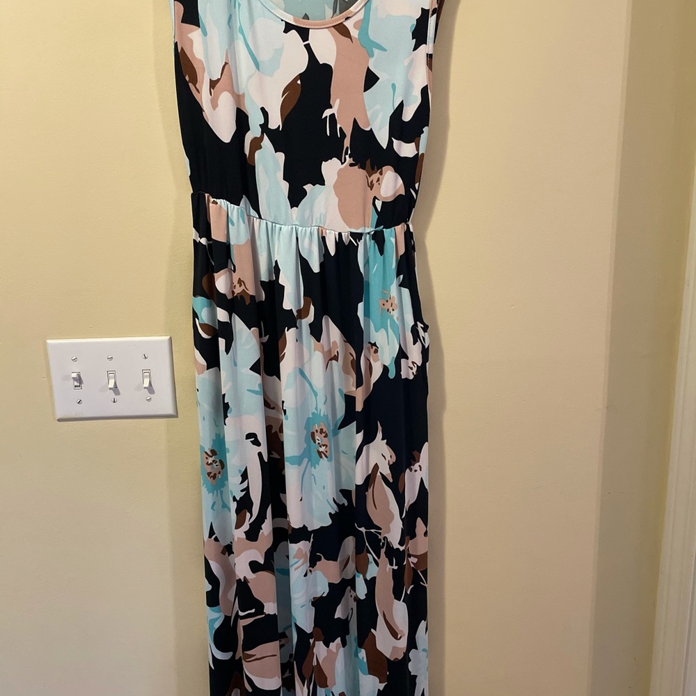 Floral maxi dress